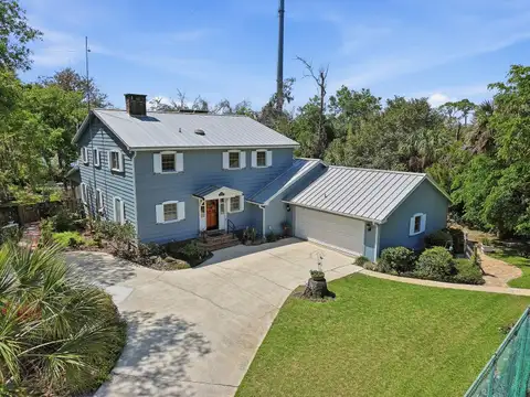 6491 SPRUCE CREEK RD — home for sale