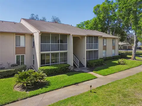 13103 CYPRESS HILL DR #B2 — home for sale