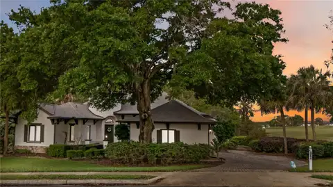 5204 GREENS DR — home for sale