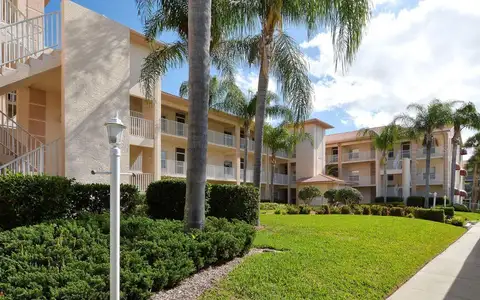 9630 CLUB SOUTH CIR #6202 — home for sale