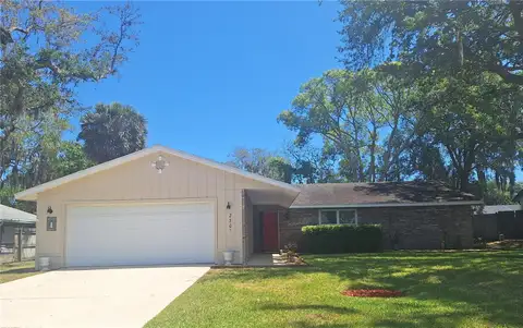 2707 PINE TREE DR — home for sale