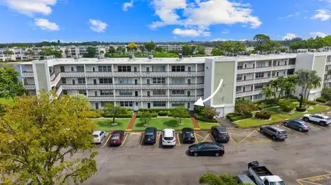 126 SOUTHAMPTON B #126 — home for sale