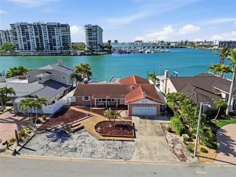 4 BELLEVUE DR — home for sale