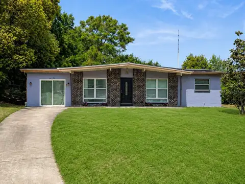 6204 OAKCREST CIR — home for sale