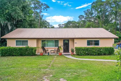 305 CLOVERLEAF RD — home for sale
