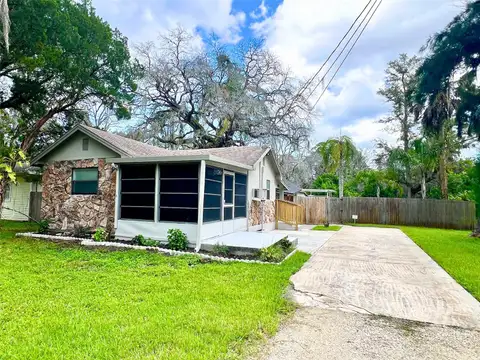 5045 GREEN KEY RD — home for sale