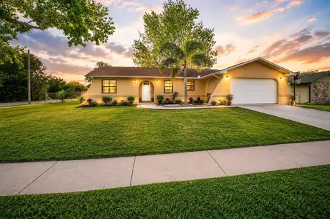 3011 SHADOW OAKS DR — home for sale