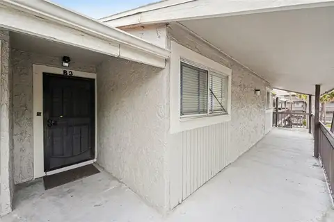 6334 NEWTOWN CIR #34B3 — home for sale