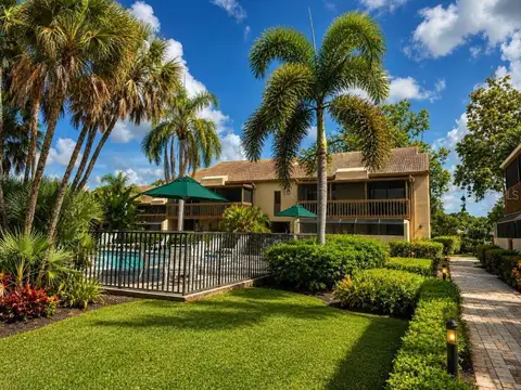 3033 WILLOW GRN #10 — home for sale