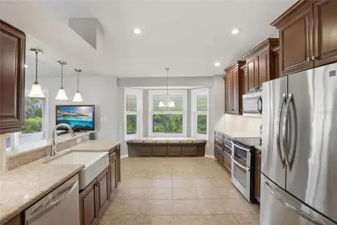 204 GREENWICH ST — home for sale
