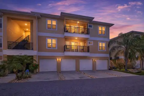 6395 BANYAN BLVD #303 — home for sale