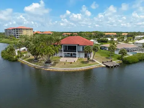 135 TINA ISLAND DR — home for sale
