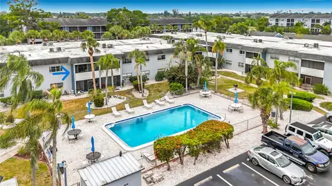 5507 FOUNTAIN LAKE CIR #B206 — home for sale
