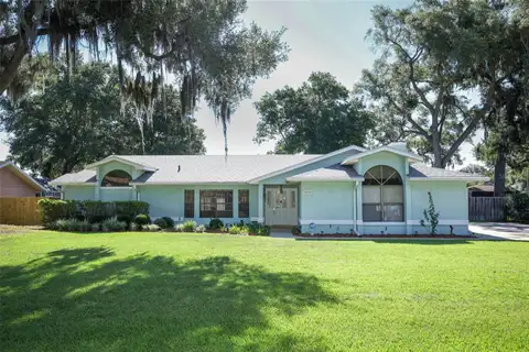 610 YORKTOWN DR — home for sale