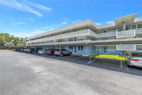 4720 LOCUST ST NE #116 — home for sale