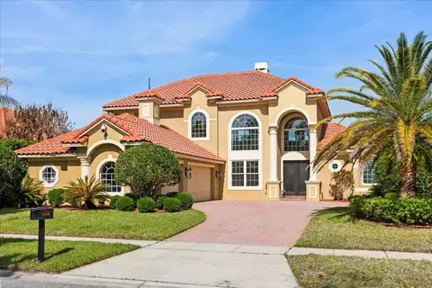 1554 LAKE RHEA DR — home for sale