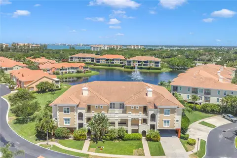10 FRANKLIN CT S #63D — home for sale