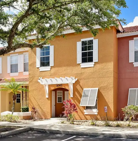 1043 PARK RIDGE CIR — home for sale