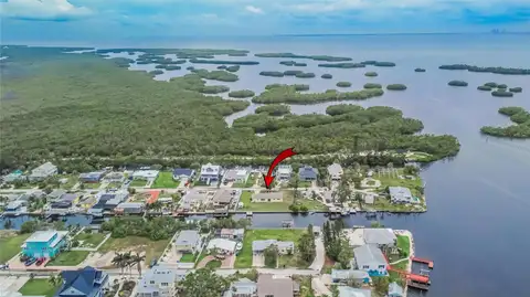 814 SEABREEZE DR — home for sale
