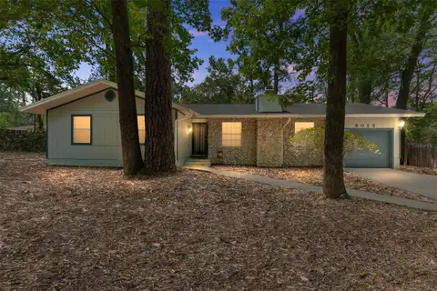 3025 W UNIVERSITY AVE — home for sale