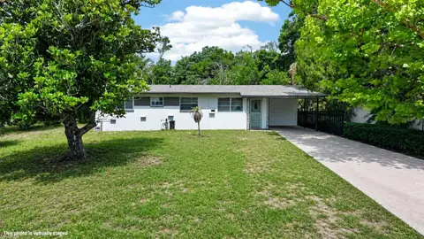 1500 PRIMROSE LN — home for sale