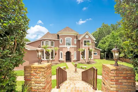 133 VAN FLEET CT — home for sale