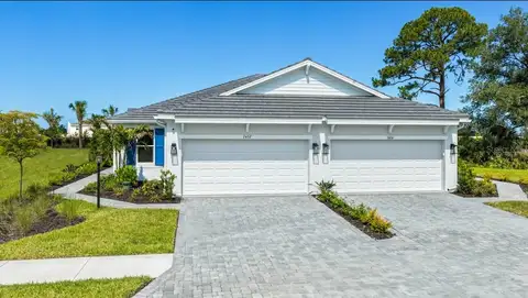 7452 MOONBEAM AVE — home for sale