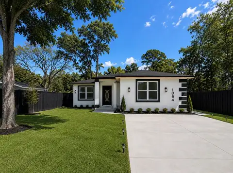 1064 MONROE AVE — home for sale