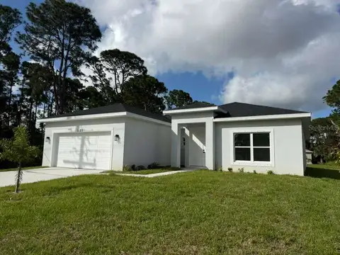 1121 COGAN DR SE — home for sale