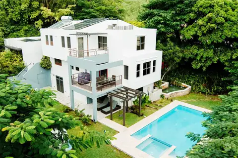 PR 992 KM3.4 3 ST VILLAS DE LUQUILLO #D18 — home for sale