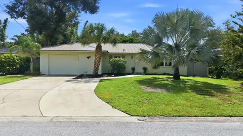 6233 ROCKEFELLER AVE — home for sale
