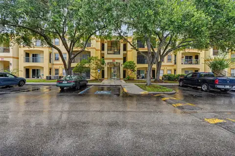 5602 PINNACLE HEIGHTS CIR #108 — home for sale