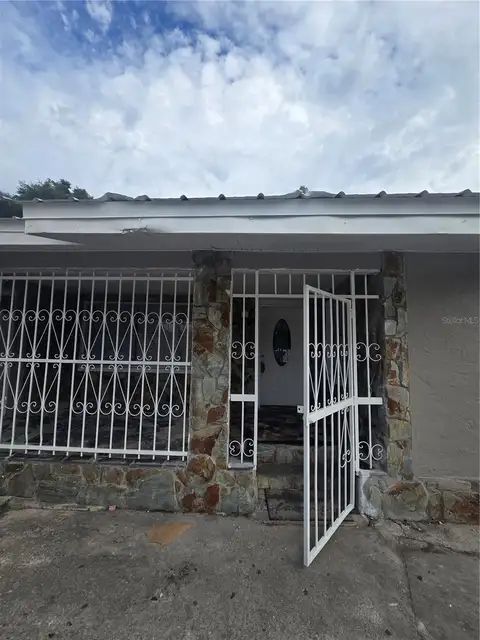 3905 E OSBORNE AVE — home for sale