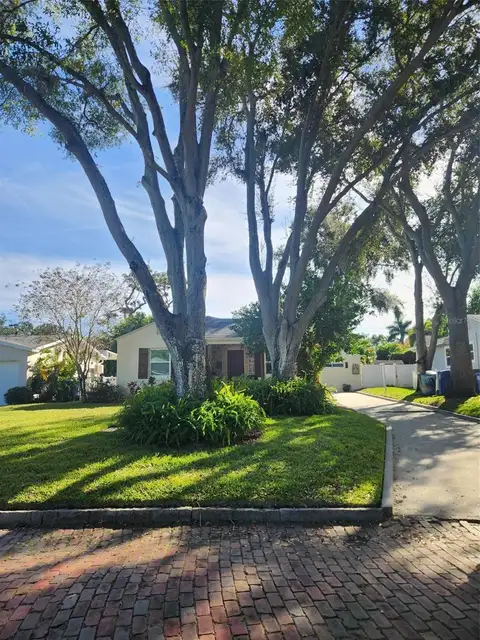 734 37TH AVE N — home for sale