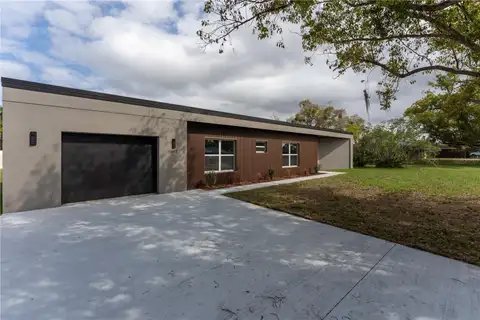 457 RIVERVIEW AVE — home for sale