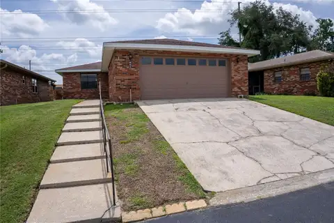 661 LAKE CAROLYN CIR — home for sale