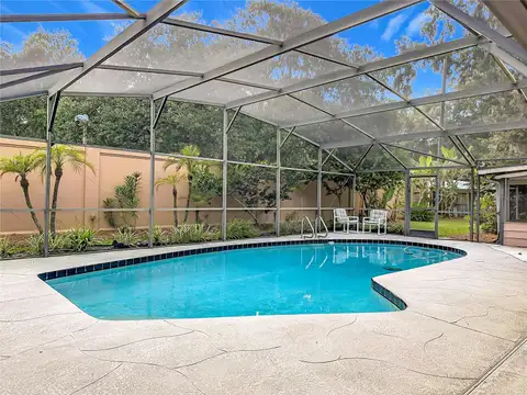 5020 THE OAKS CIR — home for sale