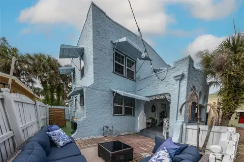 4 CLARENDON CT — home for sale