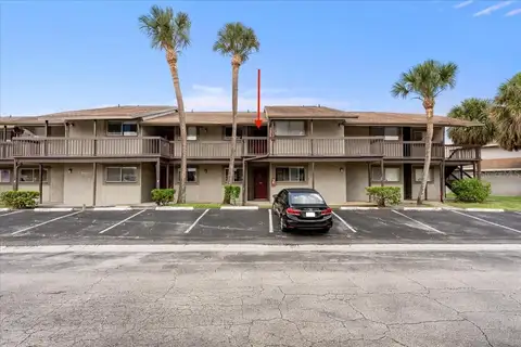6332 NEWTOWN CIR #32B5 — home for sale
