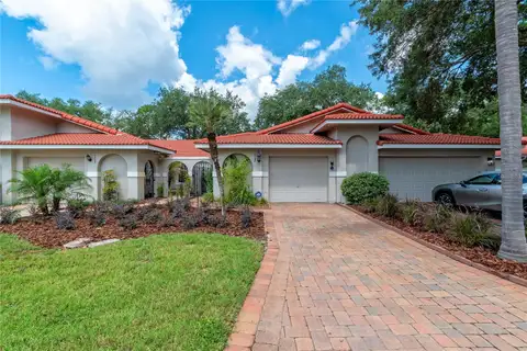 7720 CHAPELHILL DR — home for sale