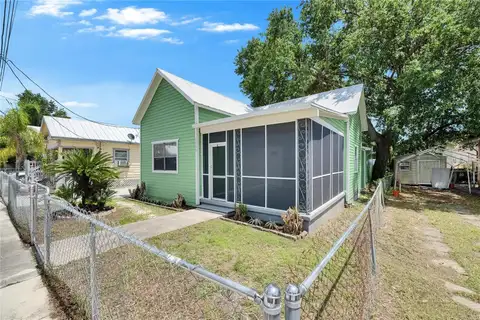 1009 E COLUMBUS DR — home for sale