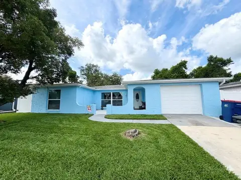 7040 FOX HOLLOW DR — home for sale