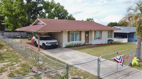 6 SPRING LANE WAY — home for sale