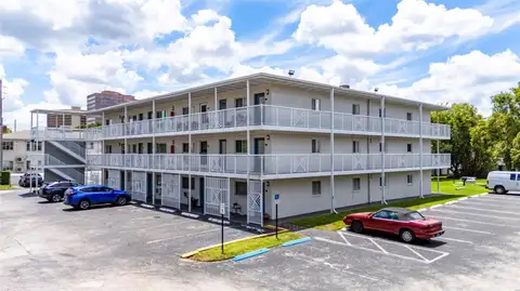 320 LAKEVIEW ST #323 — home for sale