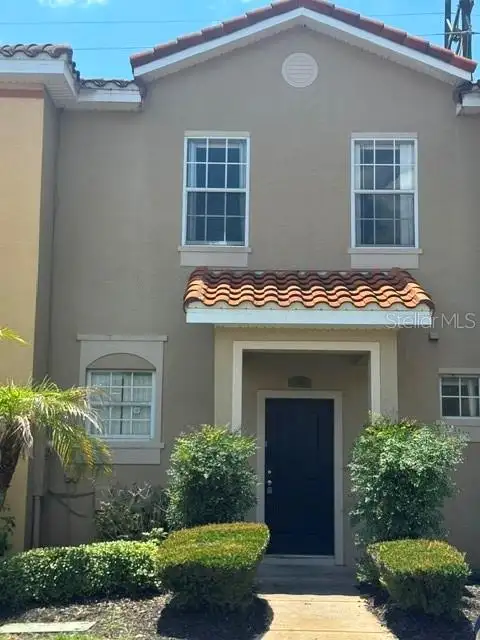 418 MONROE CIR — home for sale