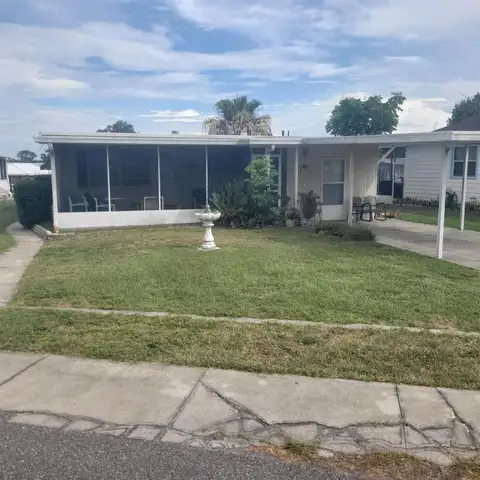 1403 LAKEVIEW DR — home for sale