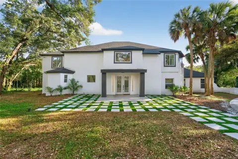 305 SWEETWATER CLUB CIR — home for sale