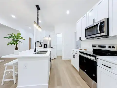 7107 BLEDSOE AVE — home for sale