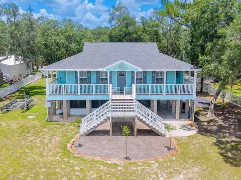 8213 RIVERVIEW RD — home for sale