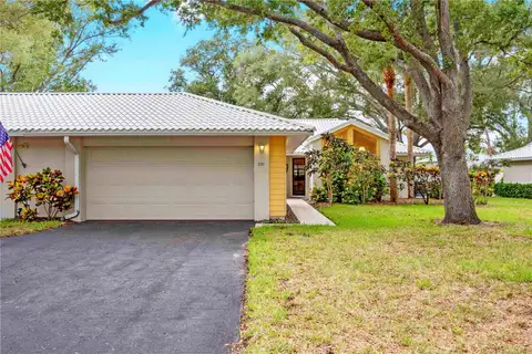 231 SOUTHAMPTON LN #277 — home for sale